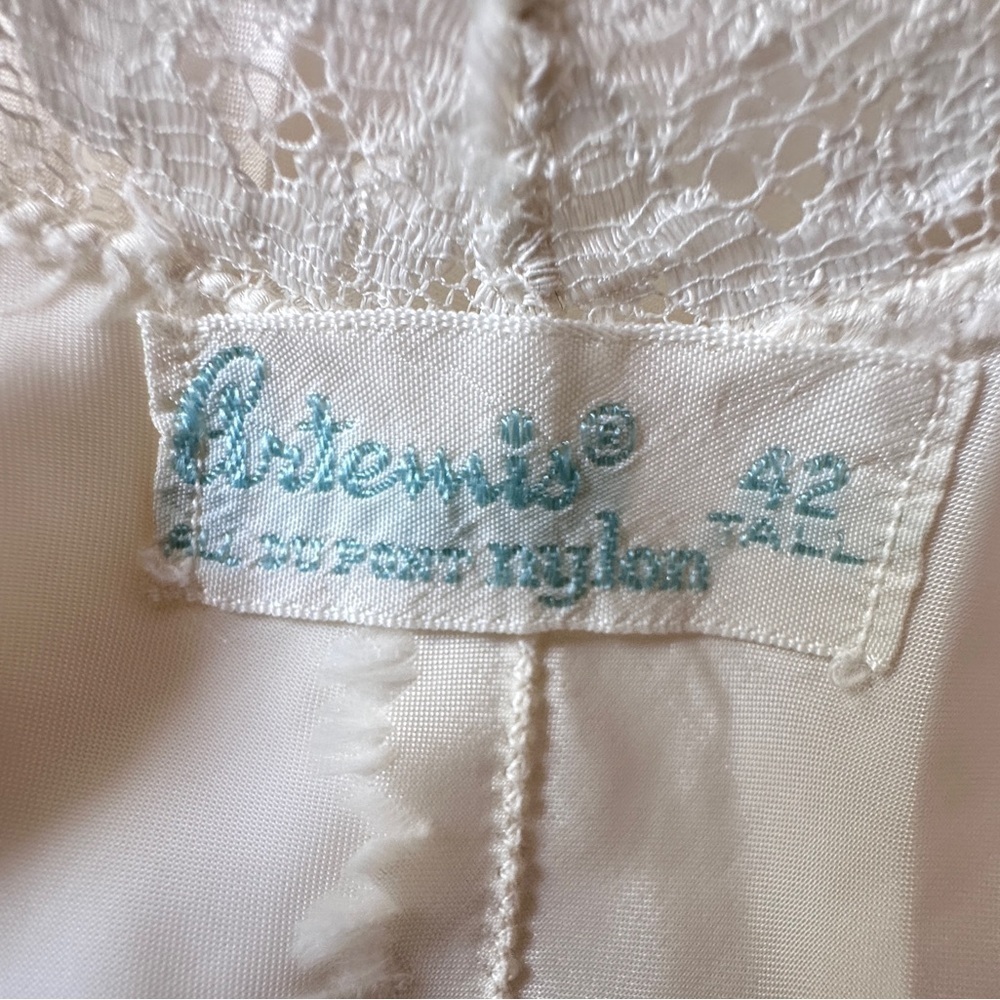 Vintage Artemis Cream Slip | Size 42 Tall | Nylon Lace Trim Lingerie Lounge - Picture 5 of 8